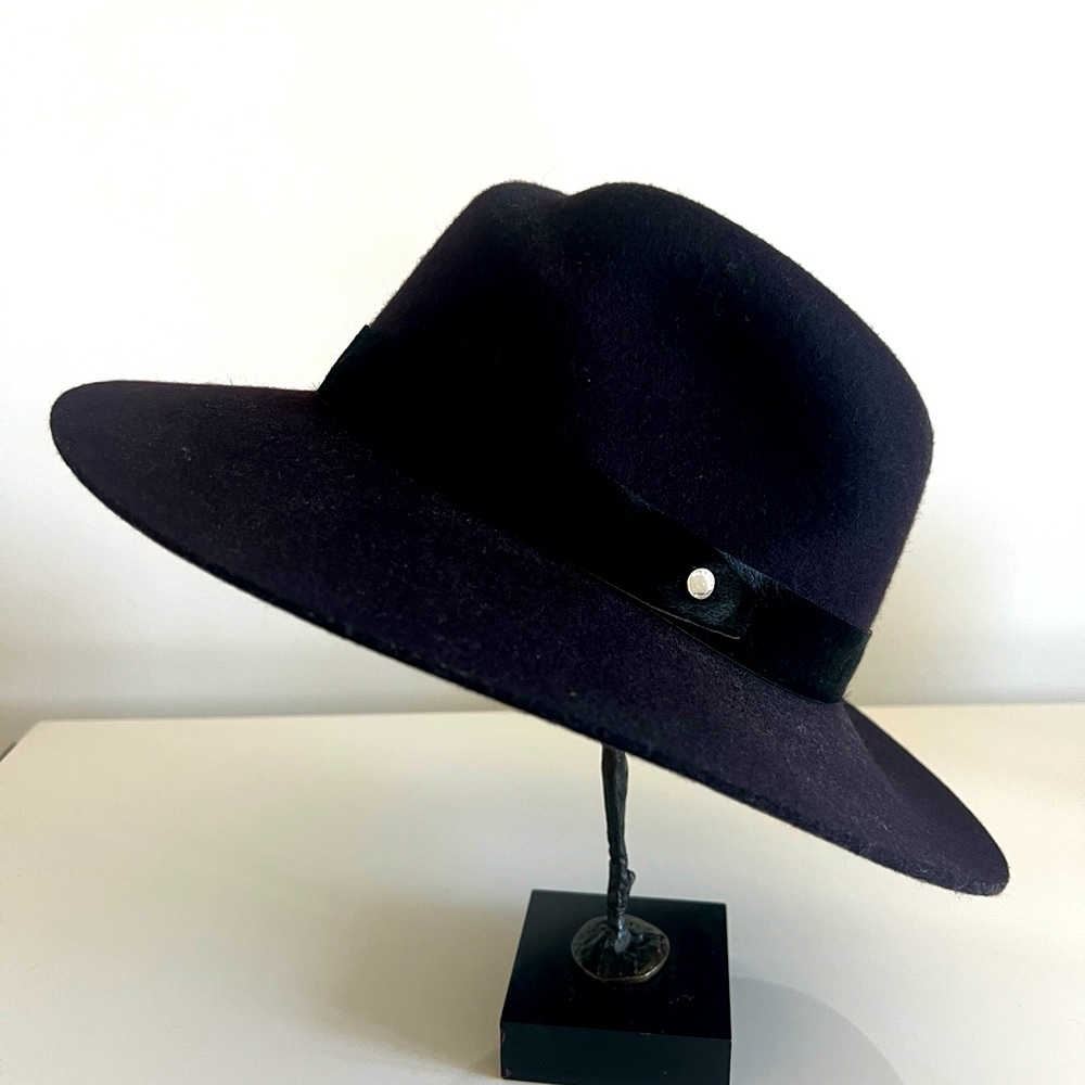 RAG & BONE HAT: Deep purple wool hat